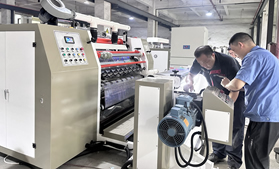 JD-DFQ1300D4-2高速冷烫膜博鱼网页版(中国)·官方网
透明玻璃碎膜分切复卷机
